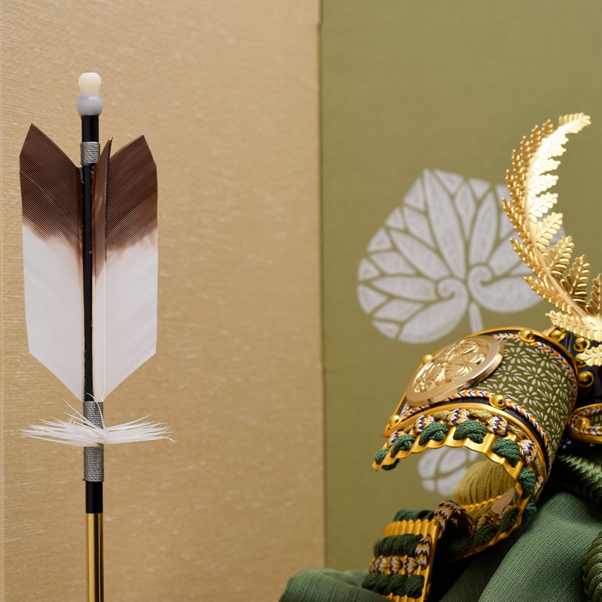 兜飾り【双葉葵・萌黄】徳川家康公兜｜おしゃれ｜モダン