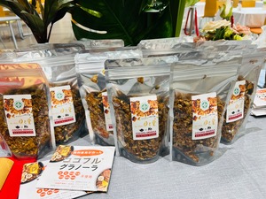 無添加グラノーラ