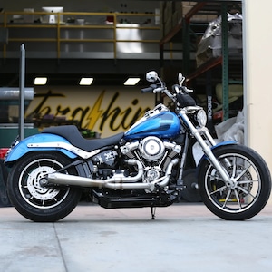 Anti-Reversion Exhaust System - M8 Softail Raw