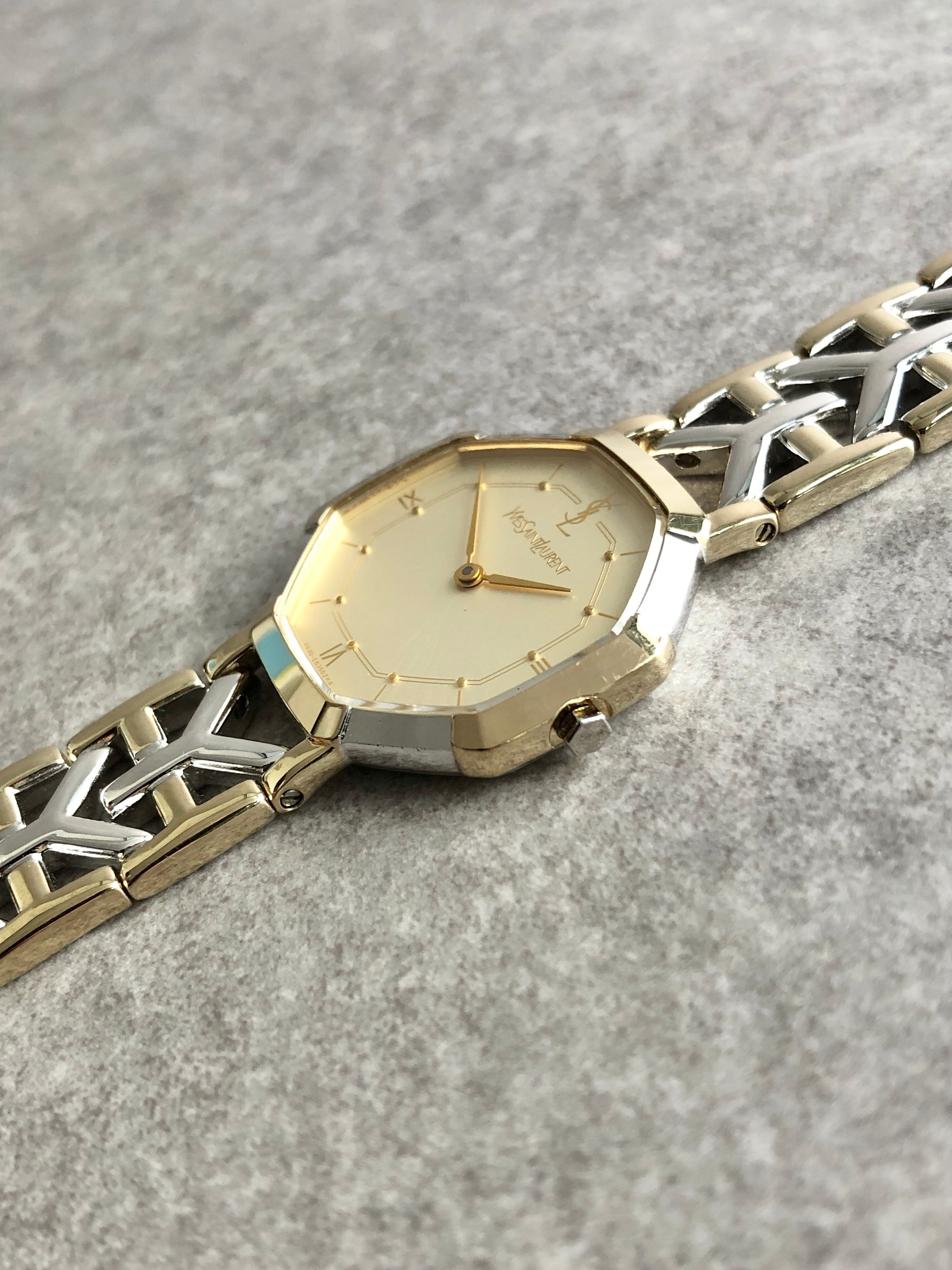Yves Saint Laurent イヴ・サンローラン 腕時計 シルバー ゴールド