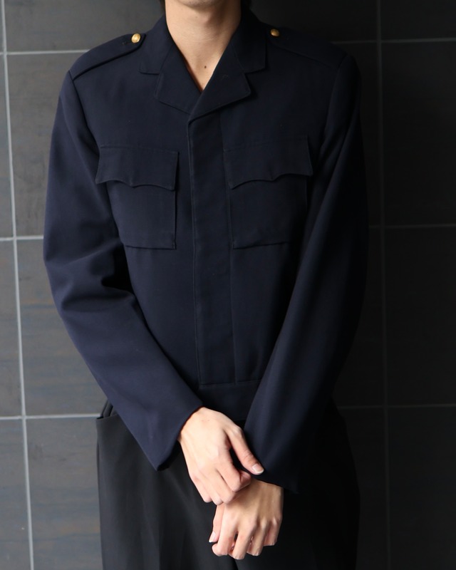 Epaulette design short jacket