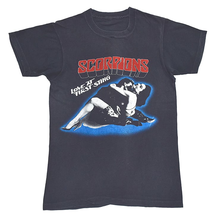 1984 SCORPIONS スコーピオンズ LOVE AT FIRST STING ヴィンテージTシャツ 【M相当】 @AAB1360