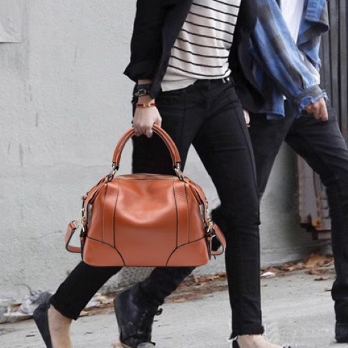 ハンドバッグ レディース バッグ 鞄 かばん ショルダーバッグ 肩掛けバッグ 斜め掛けバッグ 牛革 レザー きれいめ エレガント カジュアル お出かけ おしゃれ シンプル 無地 ジッパー 本革 女性