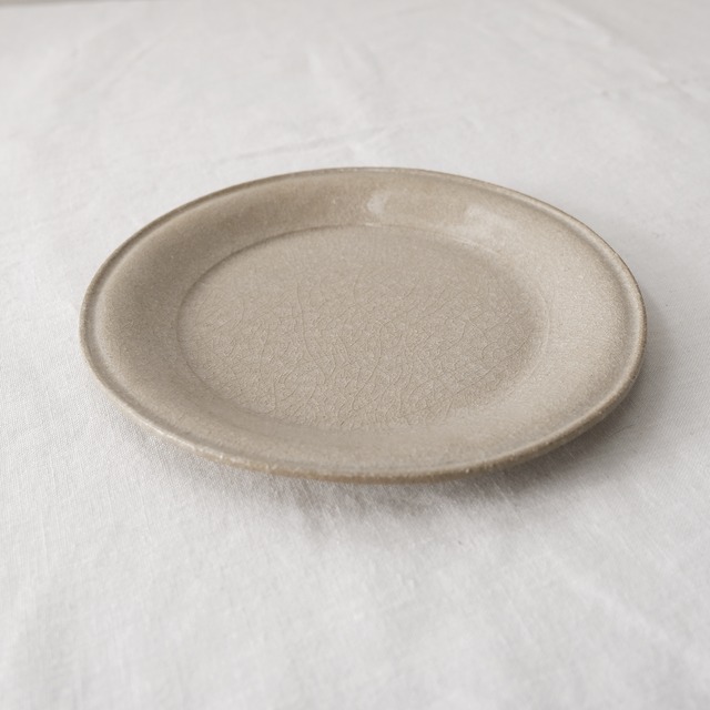 田中直純　NAOZUMI TANAKA　白橡釉平皿　no.28