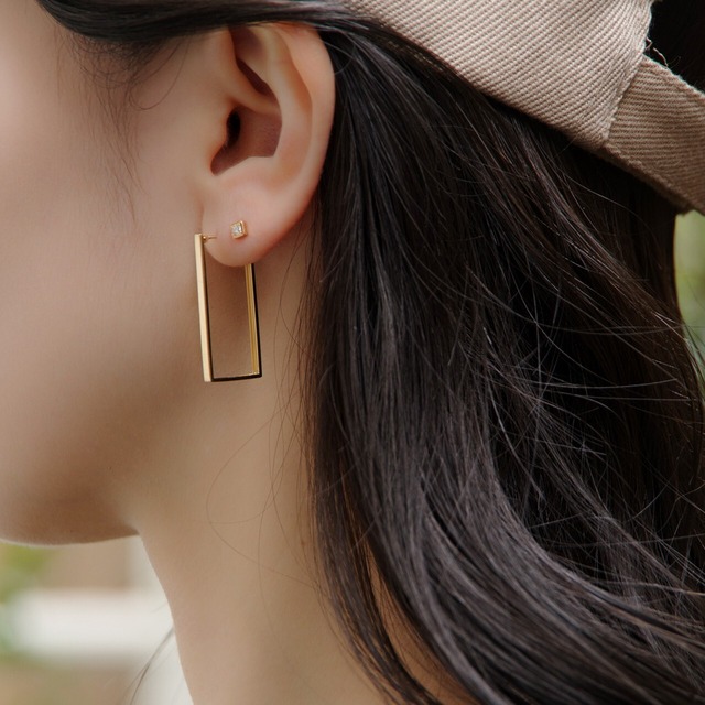 K18イエローゴールド レクタングルフープピアス＜Long Type＞【MKY0084P1】