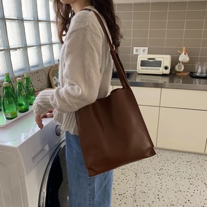 シンプルトートバッグ