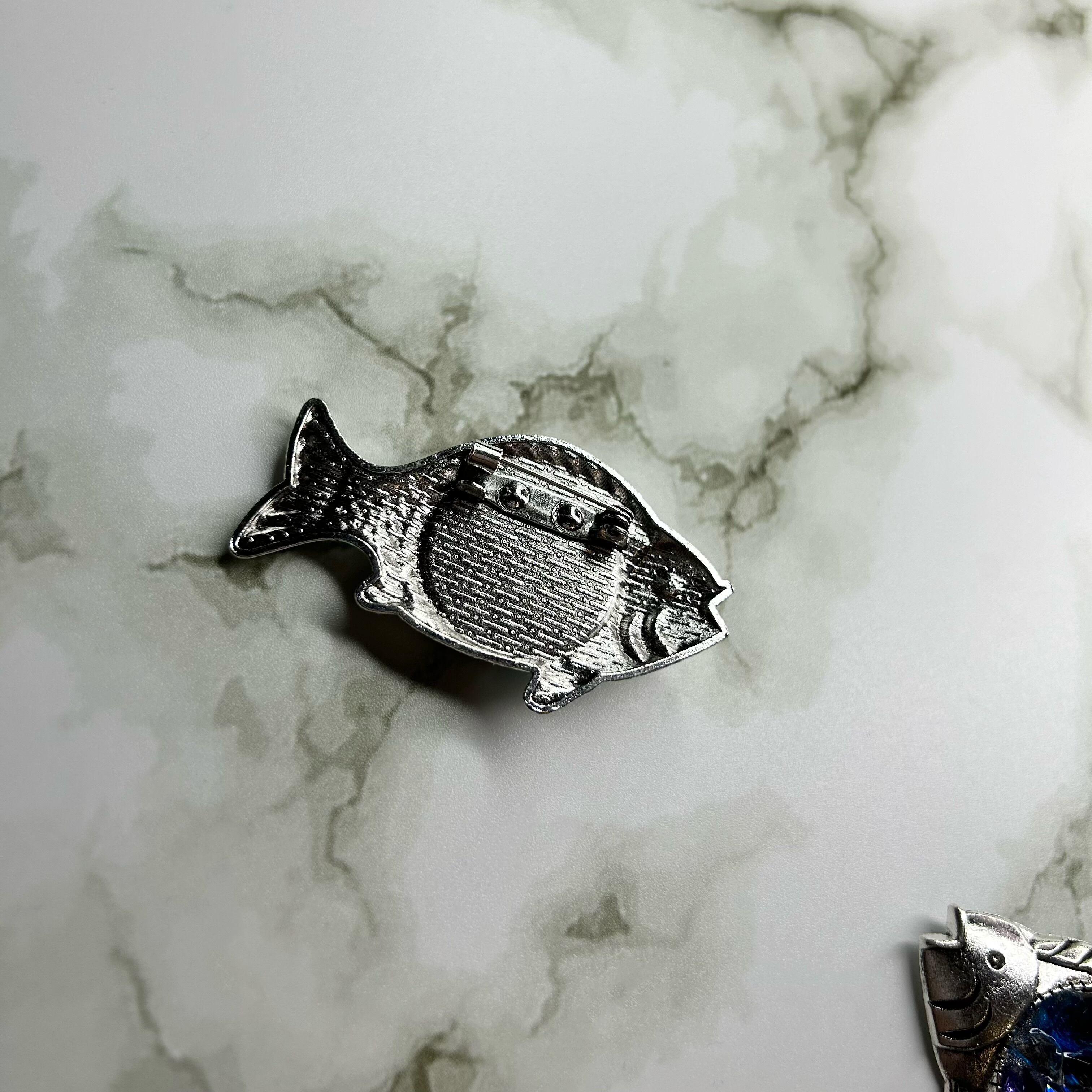 お魚さんブローチ | & ME