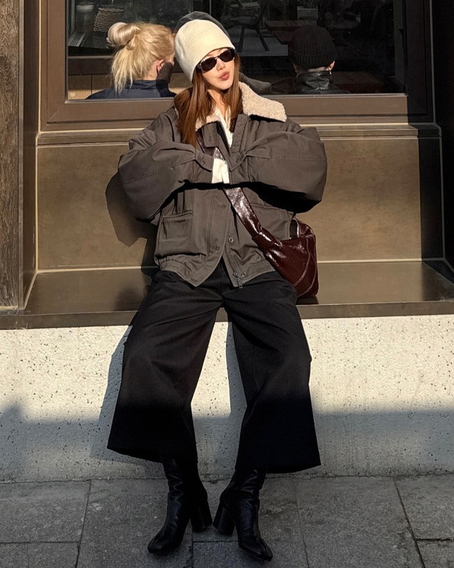 ワイドストレートアンクルパンツ　A25290