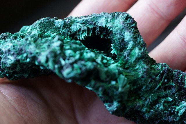 ヴェルヴェット マラカイト Malachite ①