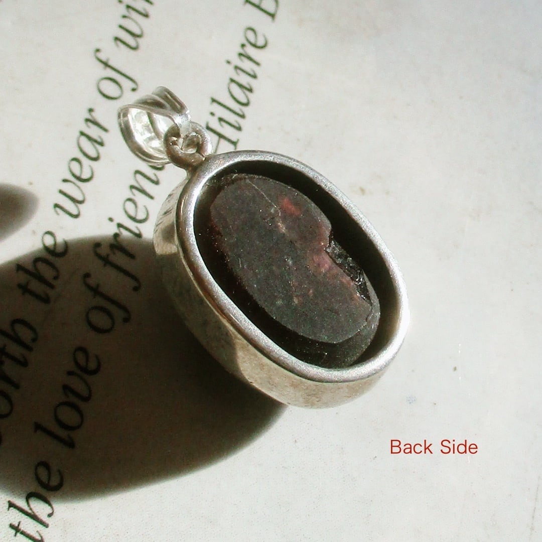 ★1月の誕生石★【Sv925】スターガーネット ペンダント ★星降る夜の守護者★＊希少石＊