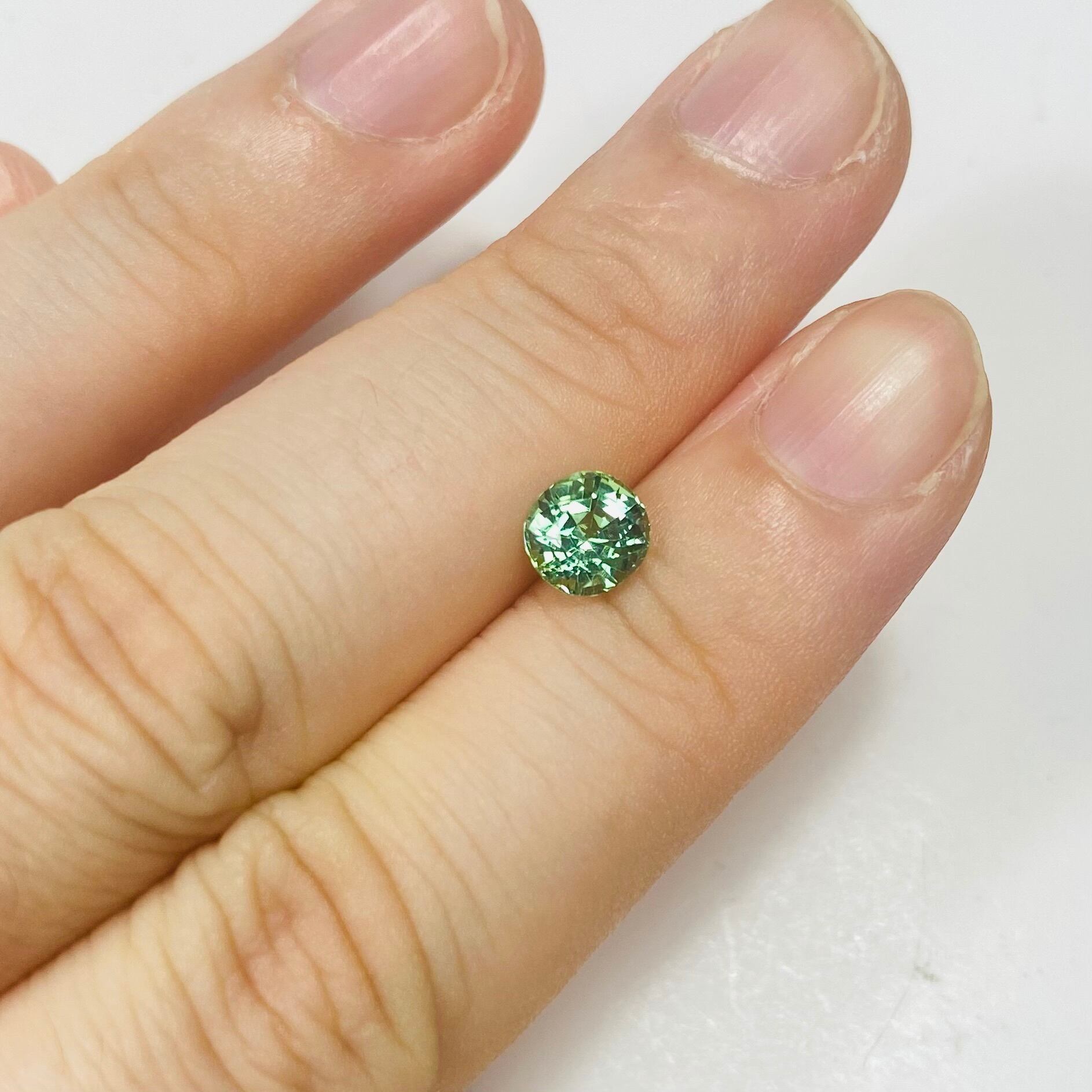 コロンとキラキラ　ラグーントルマリン