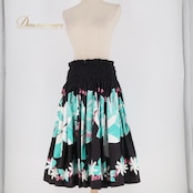 フラダンス 衣装 パウスカート エムエムジェイ ブラック系 MMJ 日本製 ティアレ柄 シングル かわいい 華やか 鮮やか きれい 大人っぽい シンプル 黒 白 水色 ピンク ハワイアン アロハ ハワイアンプリント フラ ダンス レッスン 練習 おしゃれ