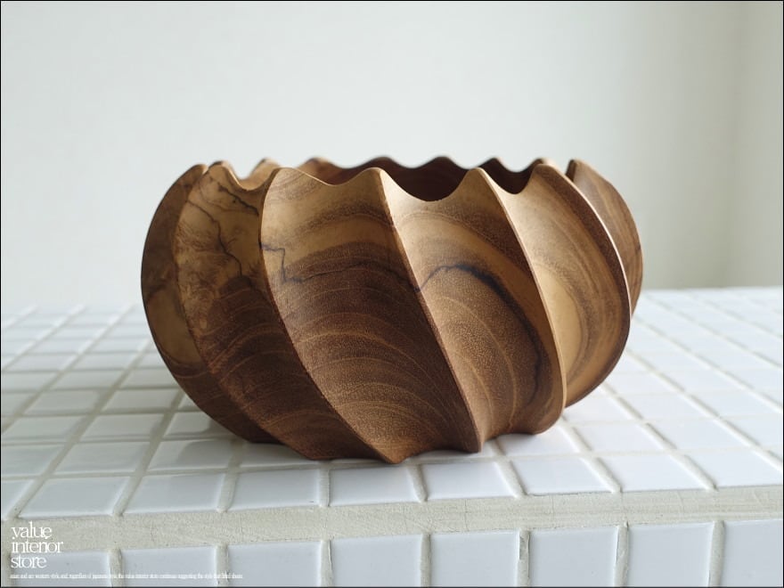 チーク無垢材 スパイラルボウル 菓子鉢 サラダボウル 小物入れ アウトドア食器 木の食器 ナチュラル 手作り 天然素材 Φ19cm 世界三大銘木