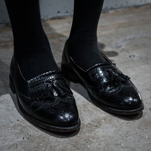 【add (C) vintage】Black Leather Wing Tip Tassel Loafer
