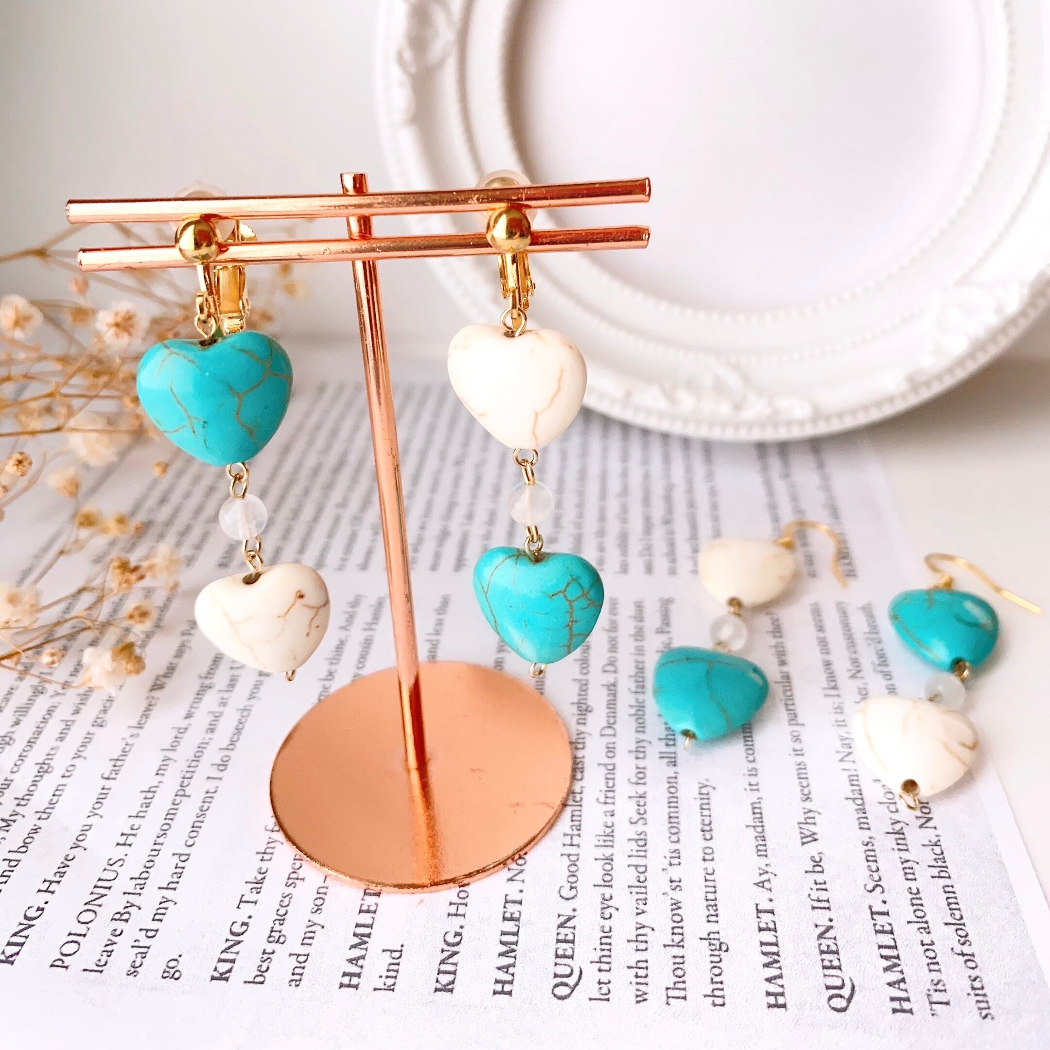 天然石 アシンメトリー ハウライト ターコイズ イヤリング | nyan.koro