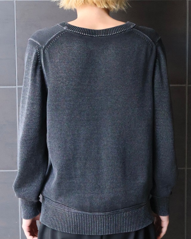 fade Vneck knit