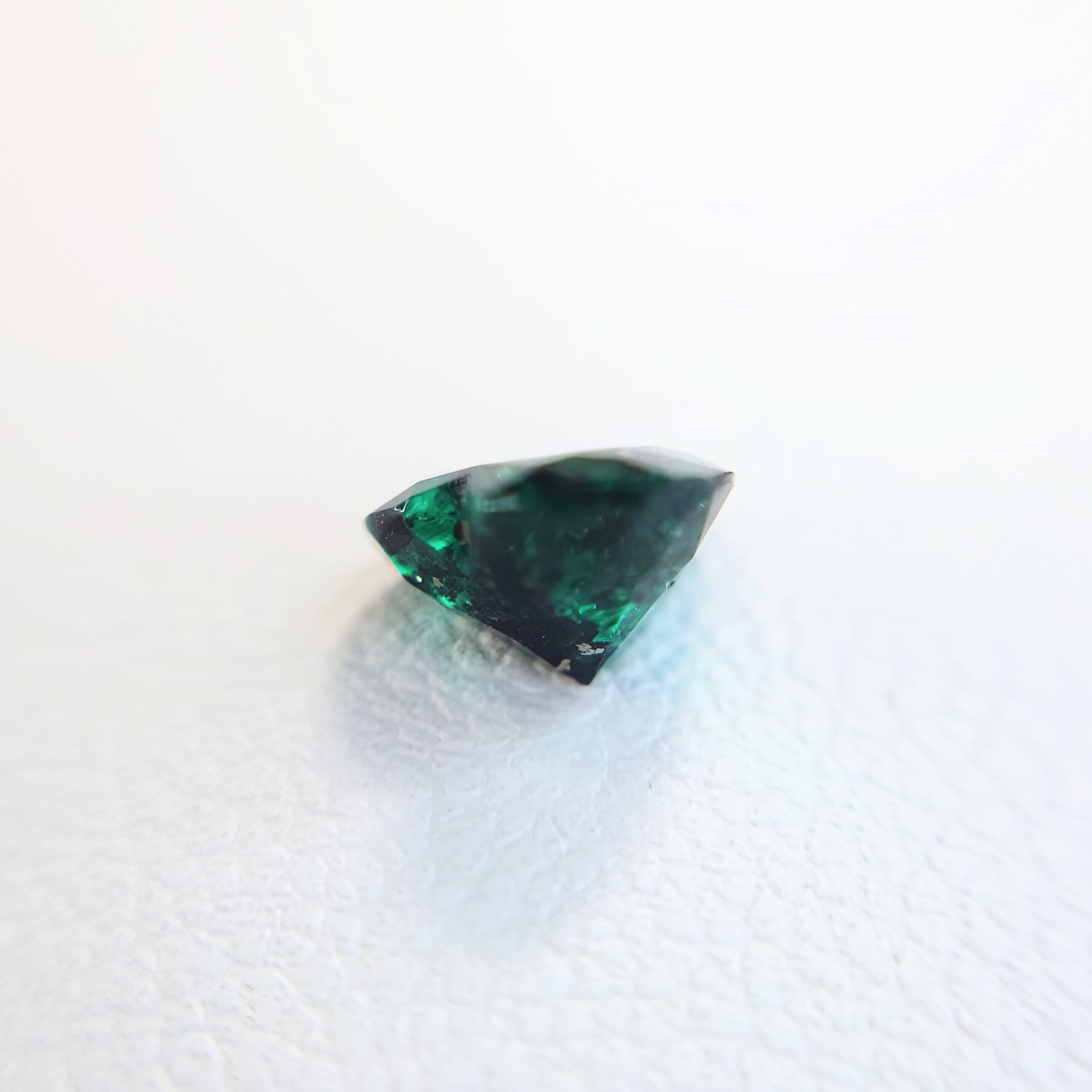 希少 Pyrite in Emerald 0.990ct JGGLソ付 ルース☆ | wisteria777