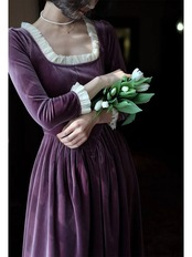 【0078】Vintage Velvet Square Collar Long Sleeve Dress