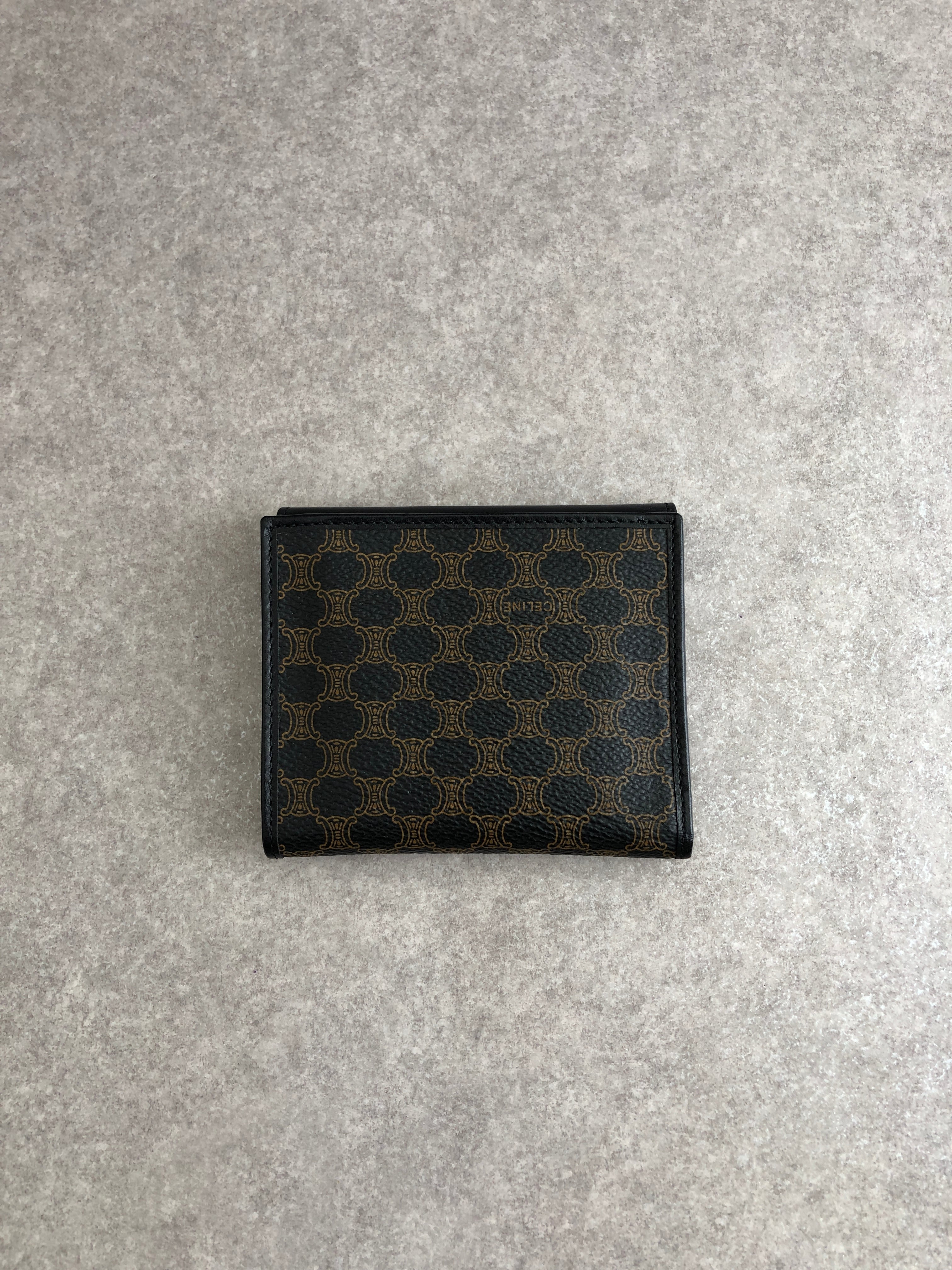 CELINE セリーヌ マカダム 財布 ブラック ブラゾン型押し PVCレザー