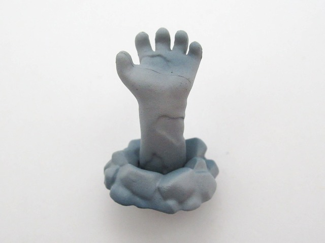 再入荷　ねんどろいどもあ ハロウィンセット 女の子Ver. 小物パーツ ゾンビの手（左）