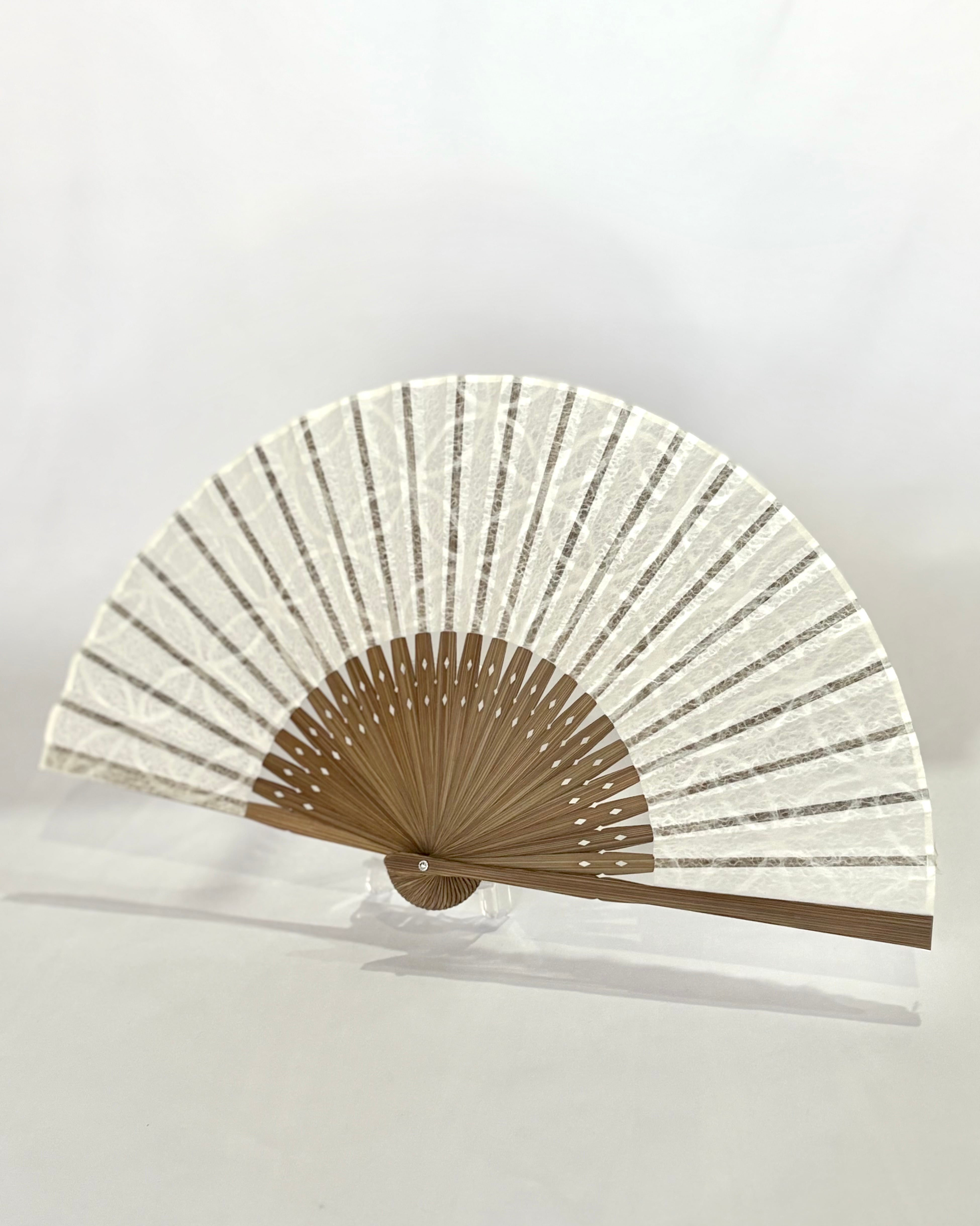 越前和紙 扇子 金型落水紙「七宝」 | RYOZO