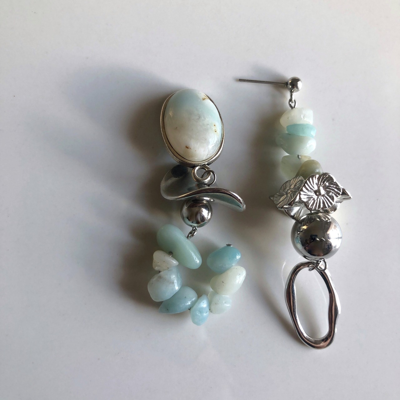 アマゾンナイト ×シルバー アシンメトリーピアス / イヤリング / サージカルステンレス