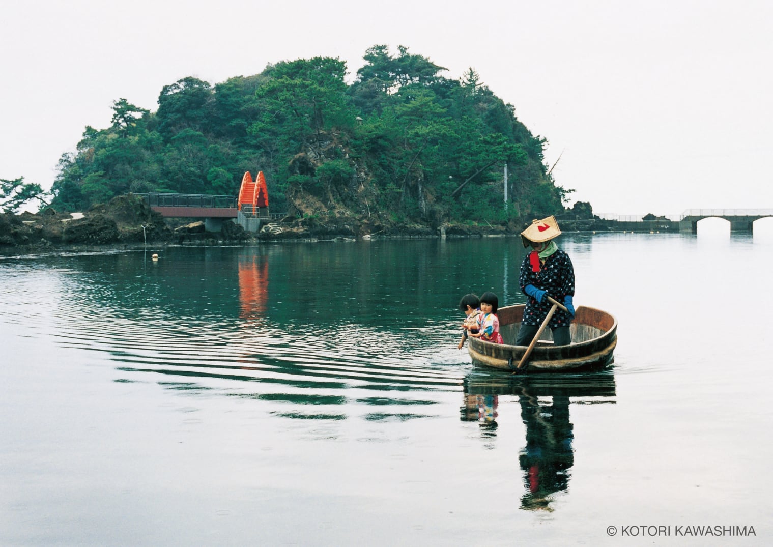 BOOK / 【サイン入り】川島小鳥 新装版『未来ちゃん』 | cafe&books