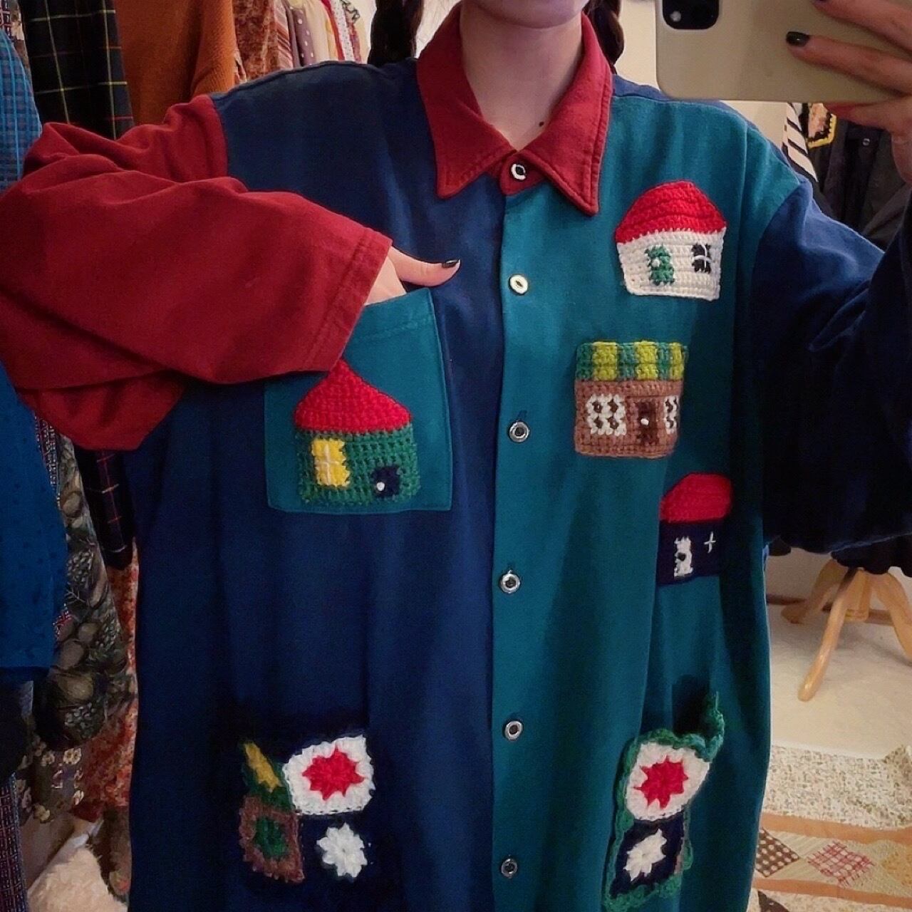 remake / house with the light on tricolore shirt