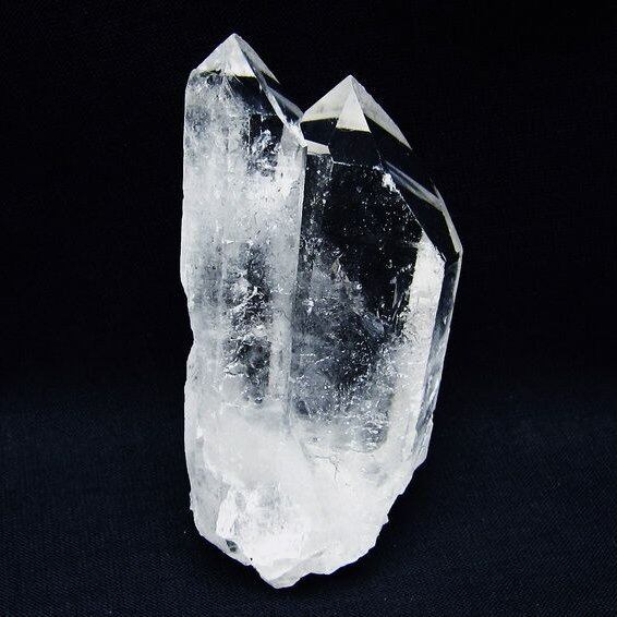 水晶 クラスター 原石 アーカンソー産 一点物 172-3536