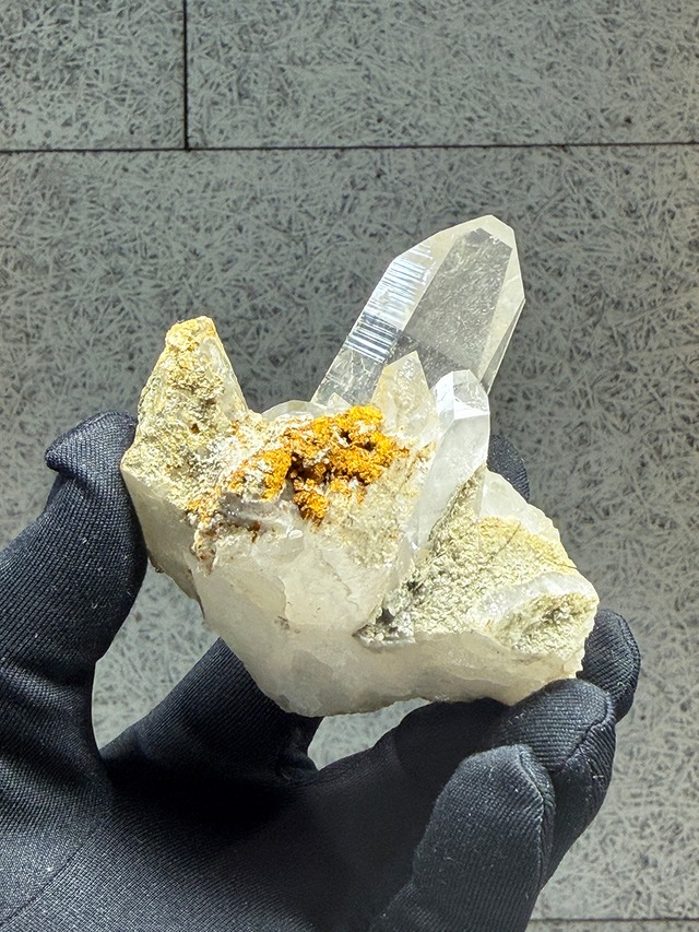 クォーツクラスター【ML-0108】インド