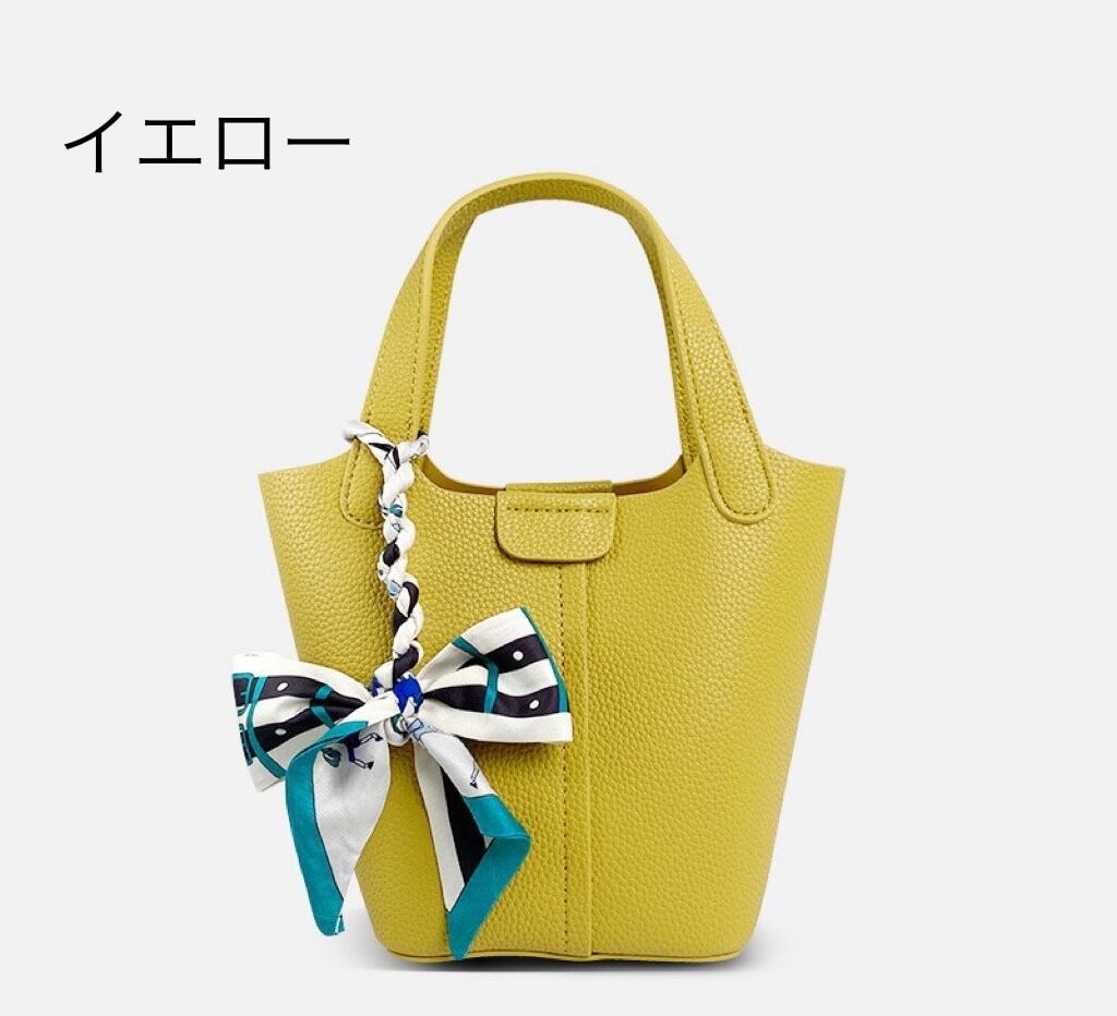 キューブバッグ 本革 カデナ チャーム付 ゴールド S/Mサイズ ハンドバッグ レディース バッグ 小さめ 革 可愛い おしゃれ カジュアル マイピコタンイ 高級 ロック かばん カジュアル 全4色 キューブバッグ 本革 カデナ チャーム付 ゴールド S/Mサイズ