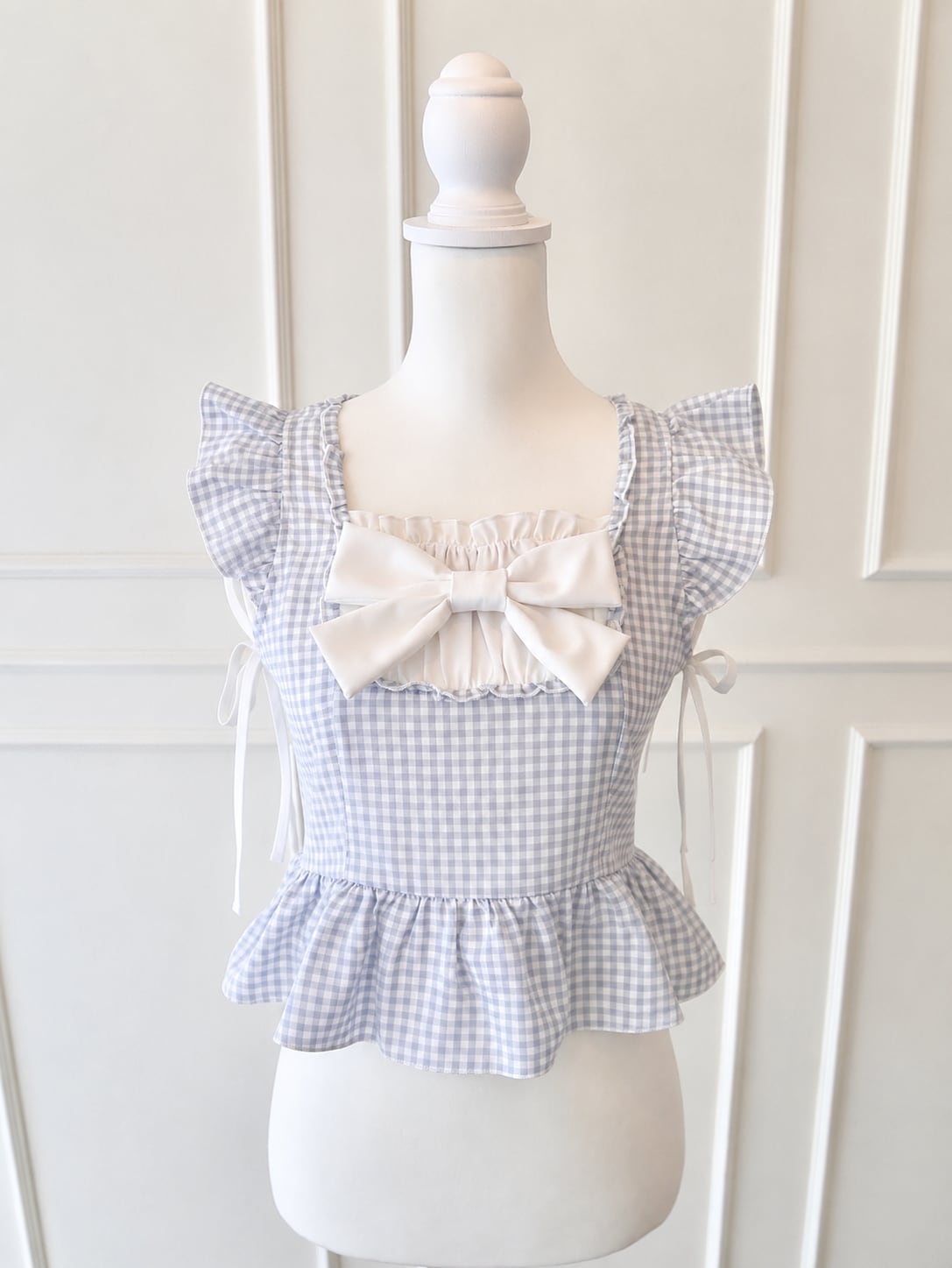 frill ribbon blouse