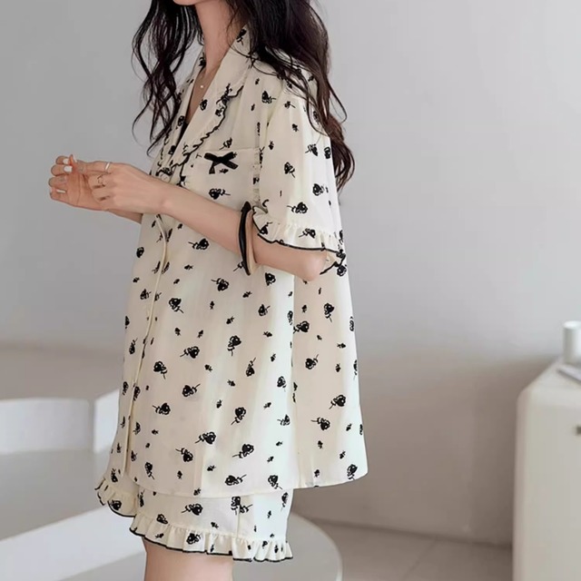 【Lサイズのみ現品限りSALE】monotone flower pattern cardigan style pajamas p1482