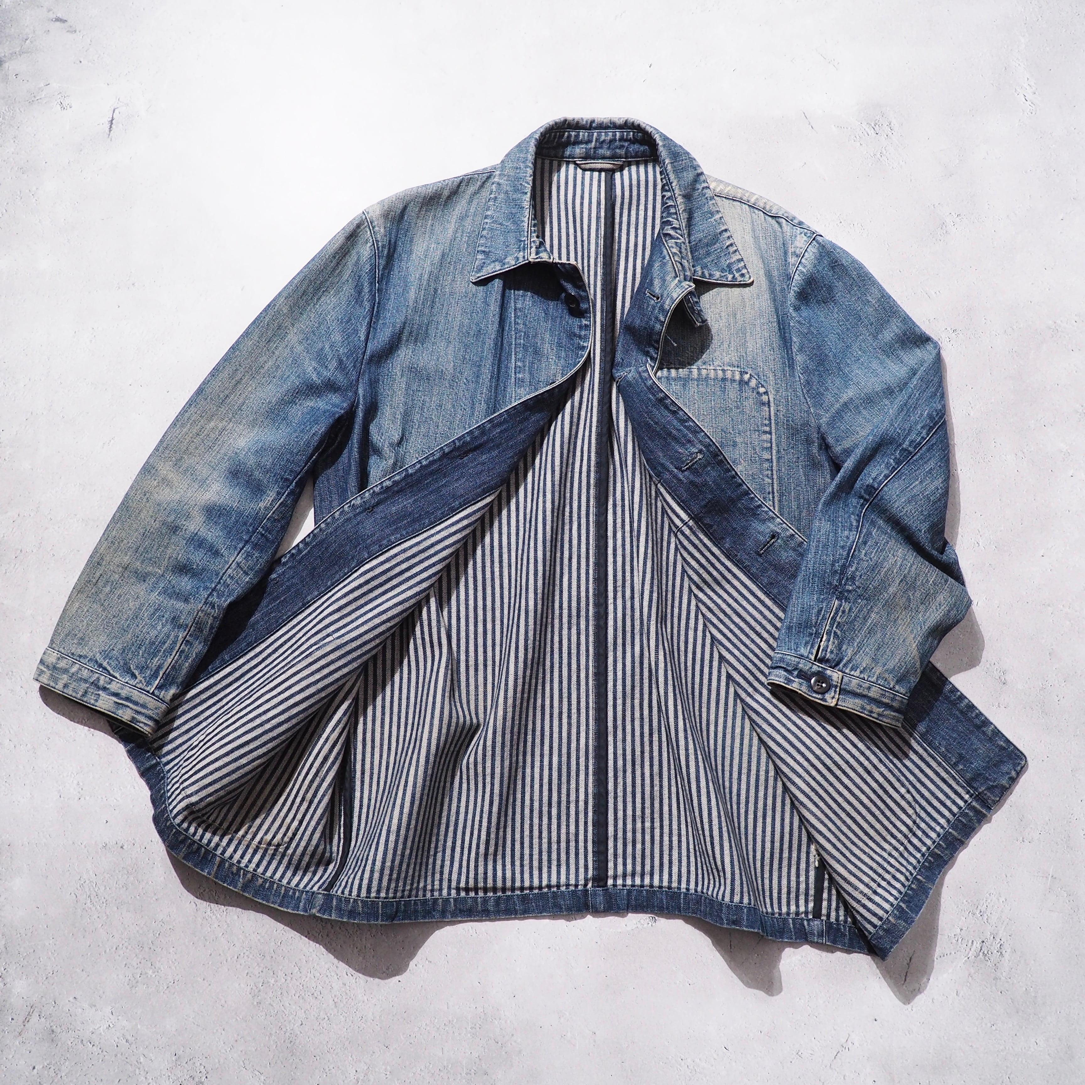 1990s " New Yorker " Beautiful Aging Indigo Denim vintage Cover All jacket