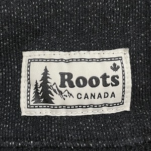 【ROOTS CANADA】UTAH PARK CITY ユタ州 パークシティ ブランドロゴ アップリケ スウェット トレーナー プルオーバー L 黒ボディUS古着