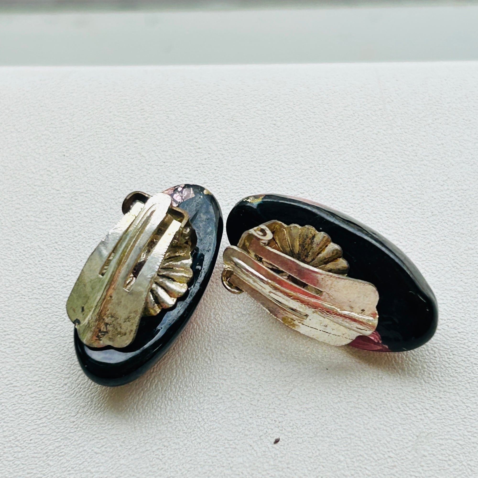仏ヴィンテージ・ガラスイヤリング（ピンクOval） | Milo Antiques