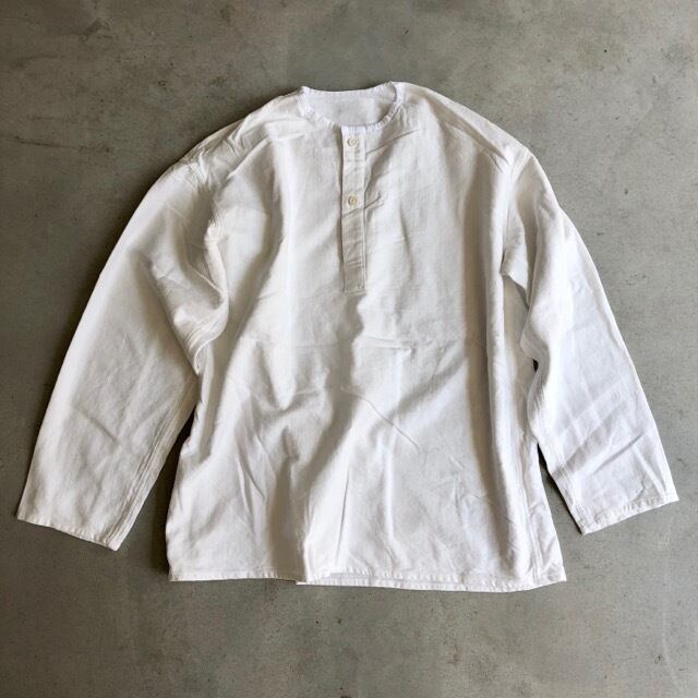 DEAD STOCK ロシア軍 スリーピングシャツ ウィンター ホワイト DEAD STOCK ロシア軍 スリーピングシャツ ウィンター ホワイト