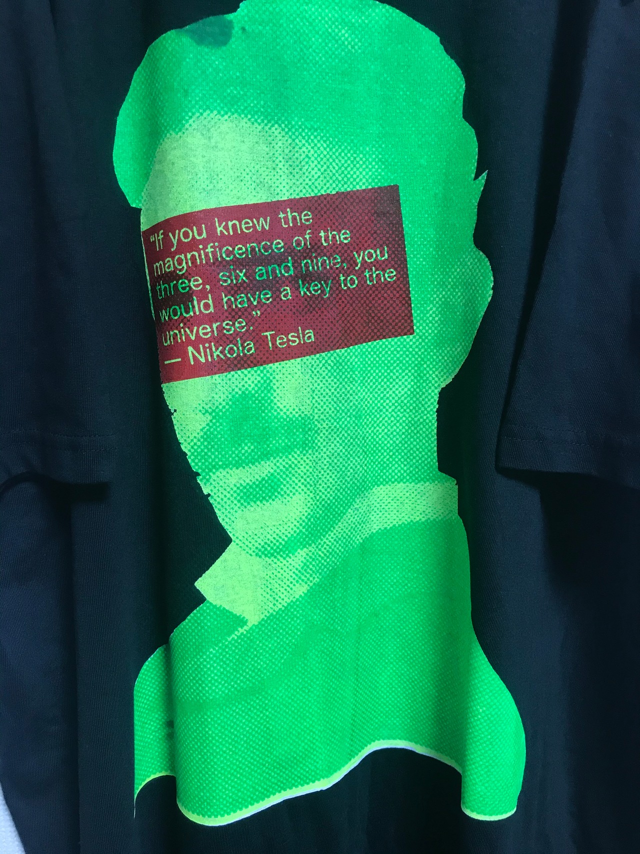UNFINISHEDニコラテスラTシャツblack