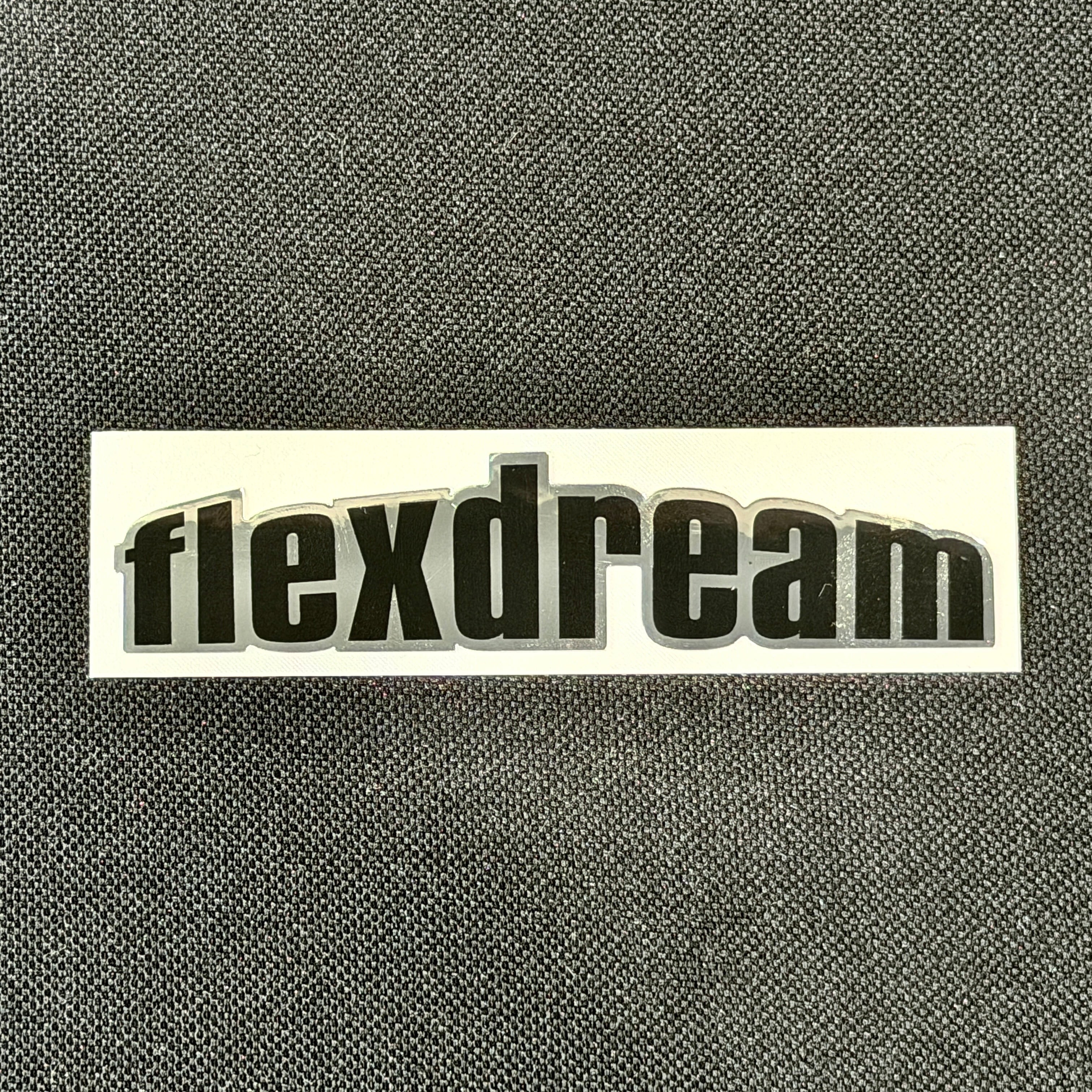 flexdream オリジナル ロゴステッカー 100mm×22mm | FD-camp 公式