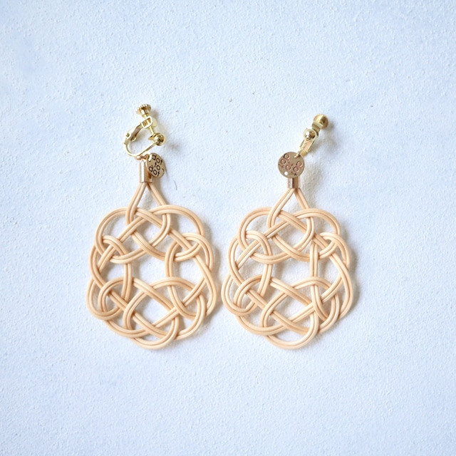 oval   earrings（natural）