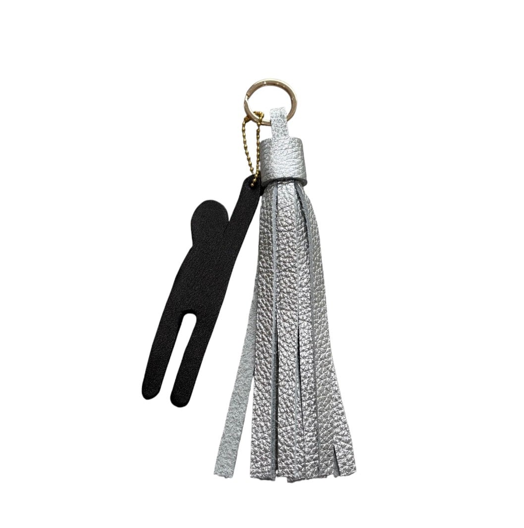 accessory | minority