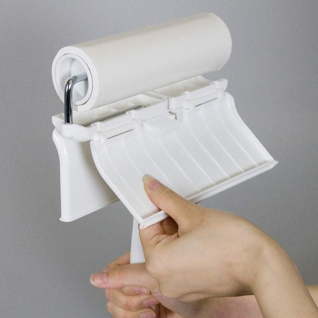 アズマ工業 ぱたぱた粘着ローラーH 自立する収納ケース付カーペットローラー カバーを上げるだけでサッと使える 各社共通サイズのスペアテープ対応 全長31cm AZ357WH