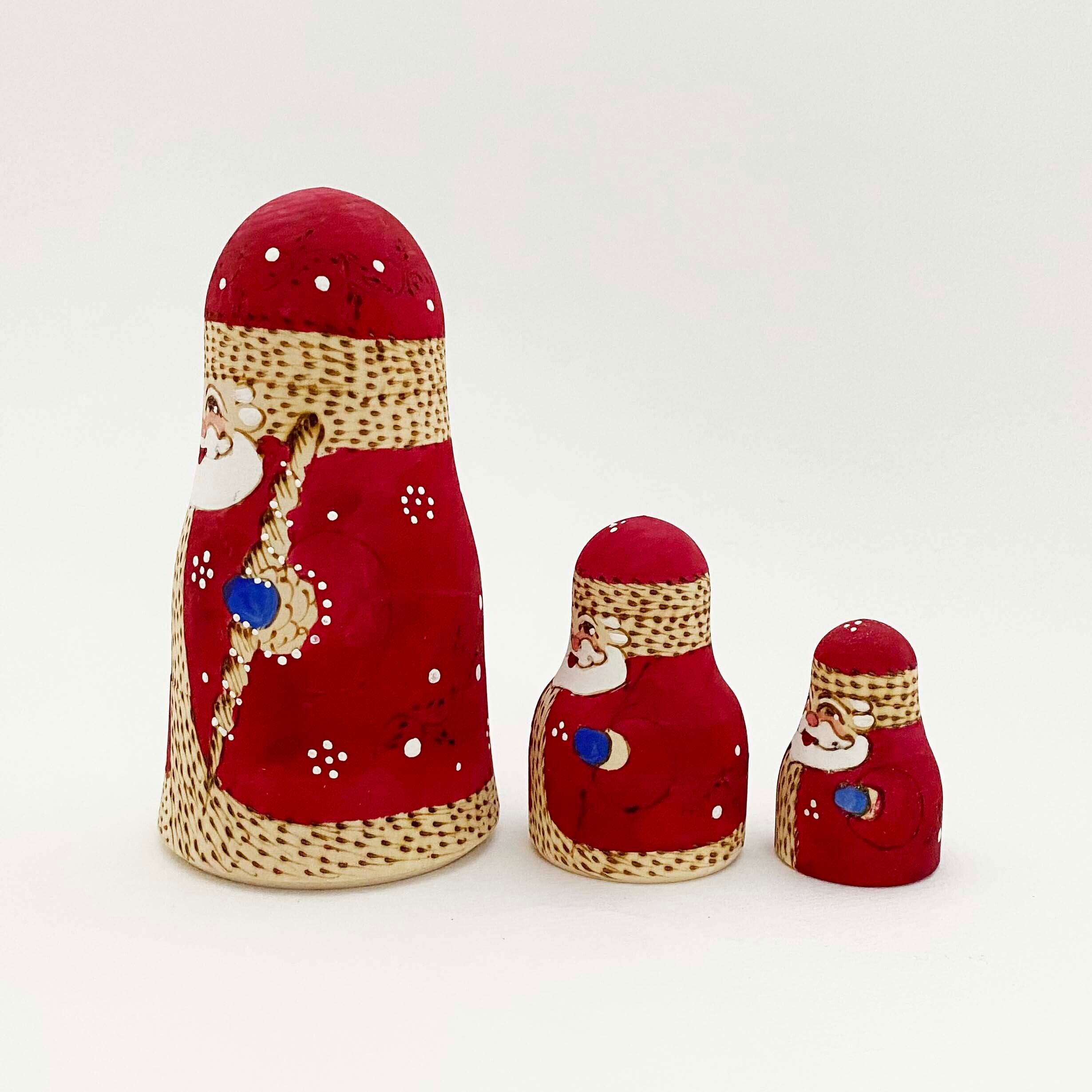サンタ 焼ごて描彩マトリョーシカ(3個組)