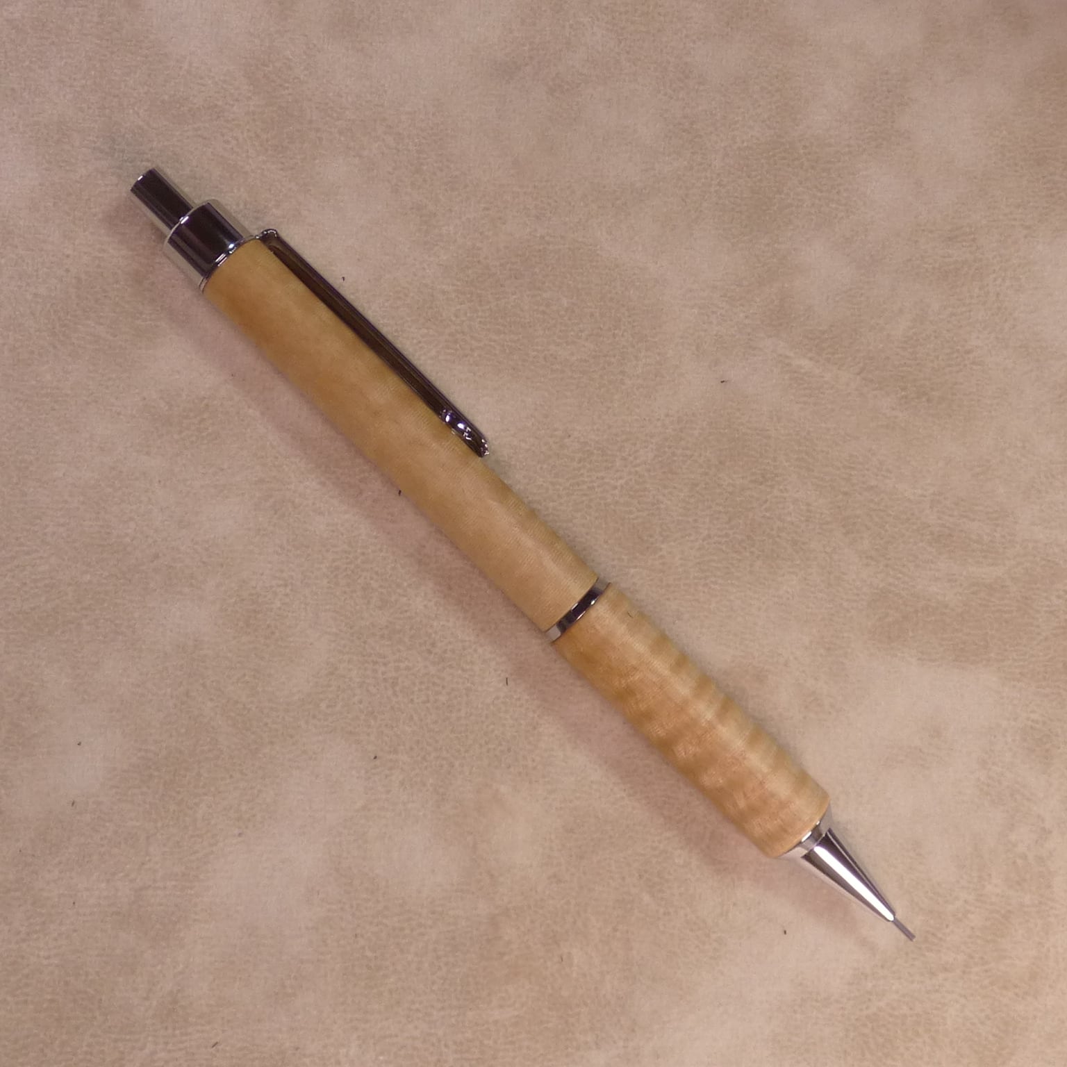 Craft-A MP203 栃 シャープペンシル 芯径0.5 カスタム　うるし クラフトエー craft A mp203 栃杢 シャーペン｜Yahoo!フリマ（旧PayPay
