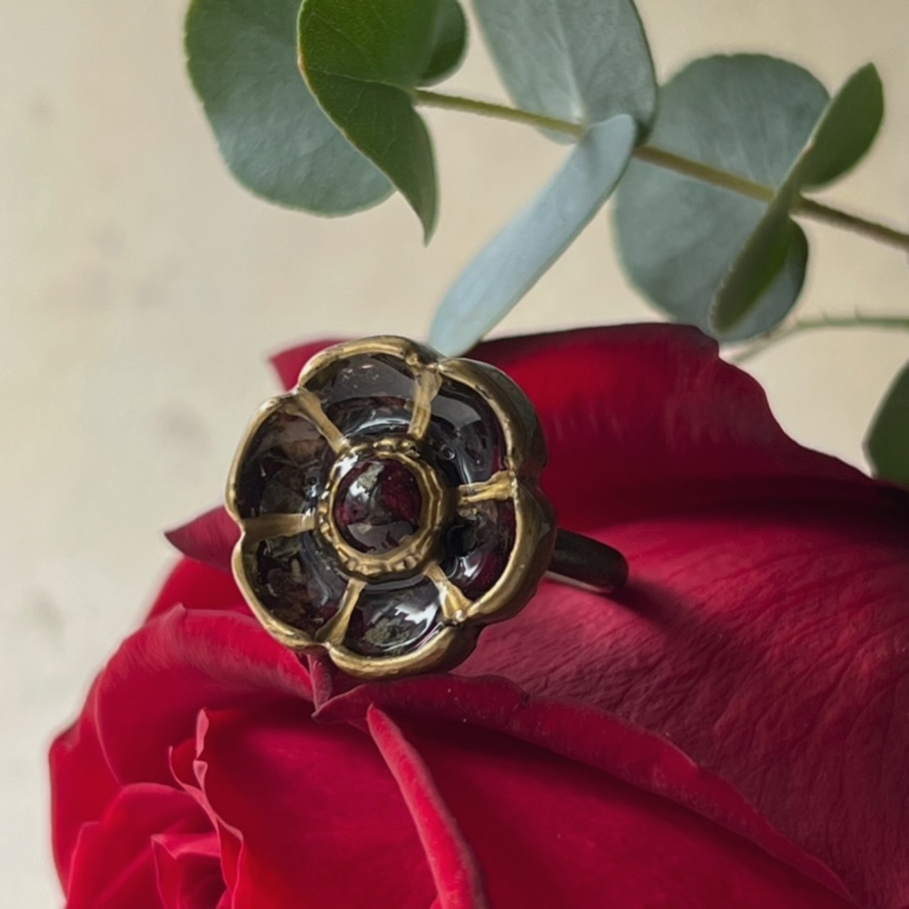 Flower Button Ring -RED-