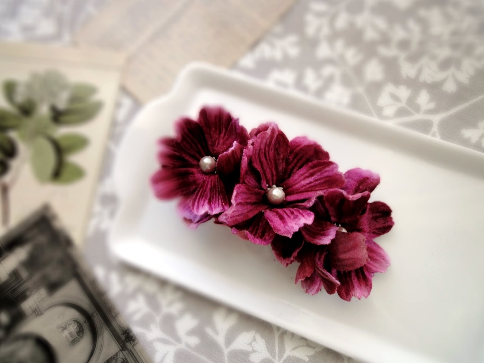 秋 コスモス ニュアンスカラー フラワーレジンヘアゴム 秋 コスモス ニュアンスカラー フラワーレジンヘアゴム