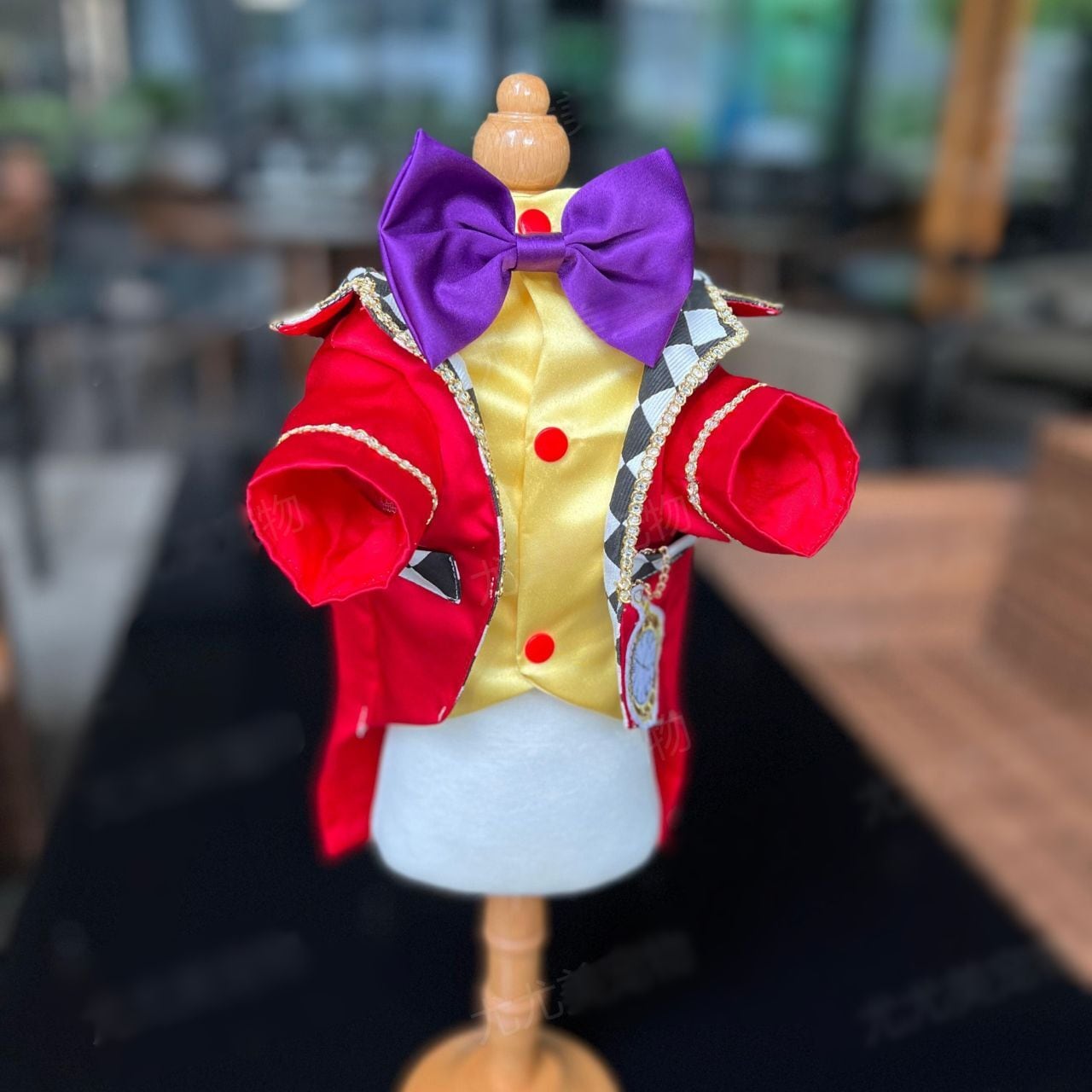 マッドハッターのワンダーランドコート 00493