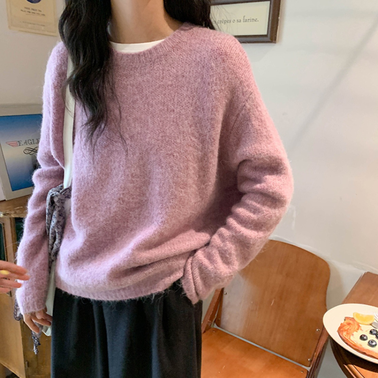 simple crew-neck knit　J00213