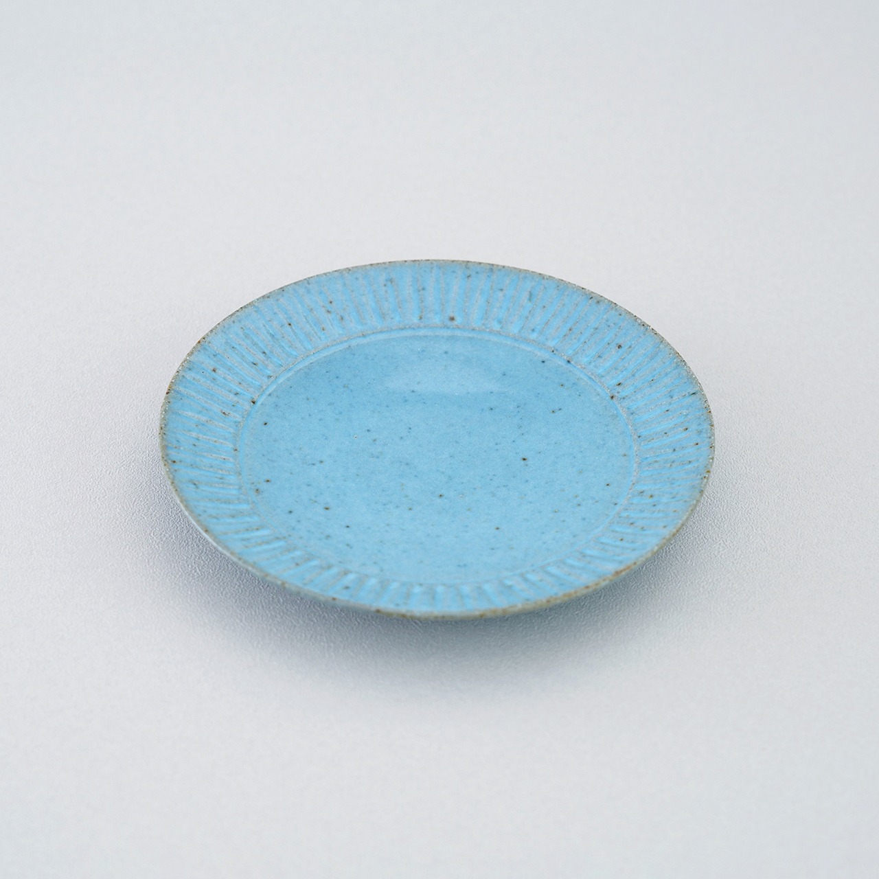 ミントブルー鎬 段付きフルーツ皿 (17.2cm)