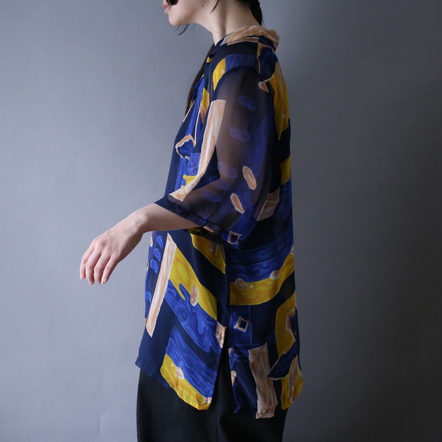 good coloring art motif pattern over silhouette s/s sheer shirt